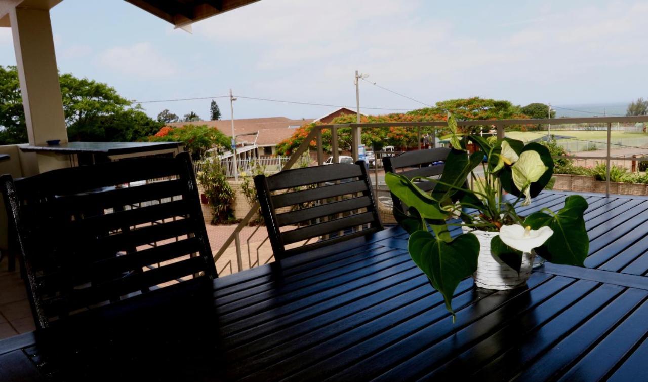 Bed and Breakfast Chopper Corner La Lucia Exteriér fotografie